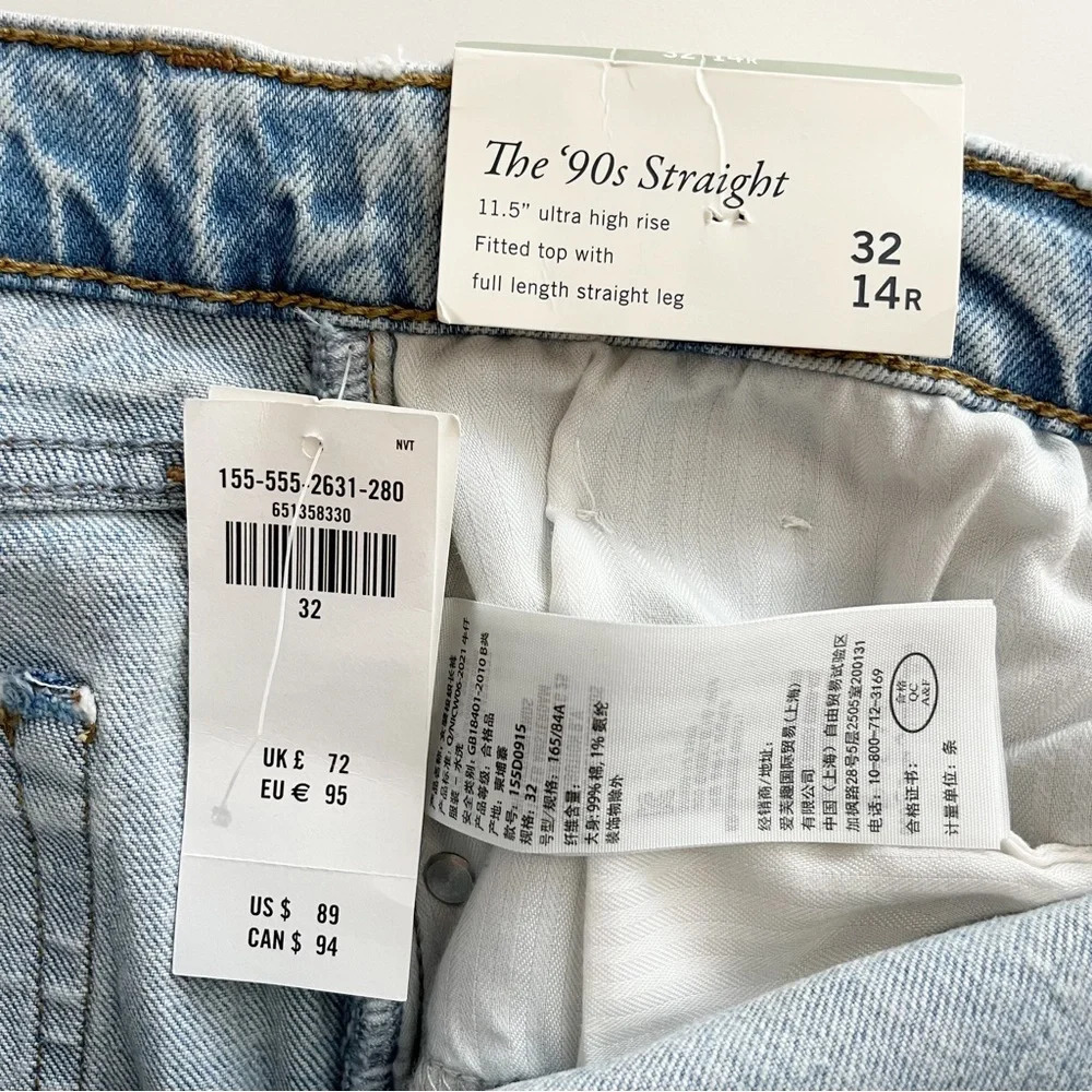 Abercrombie & Fitch The 90s Straight Ultra High Rise Jean - Picture 13 of 15